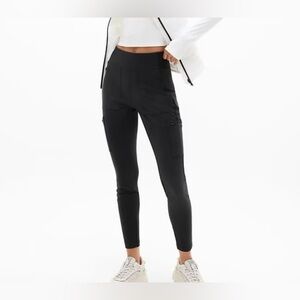 Athleta Black Headlands Hybrid Cargo Pants